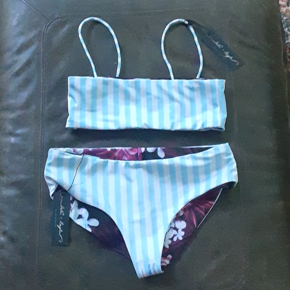 Lali + Layla Bikini